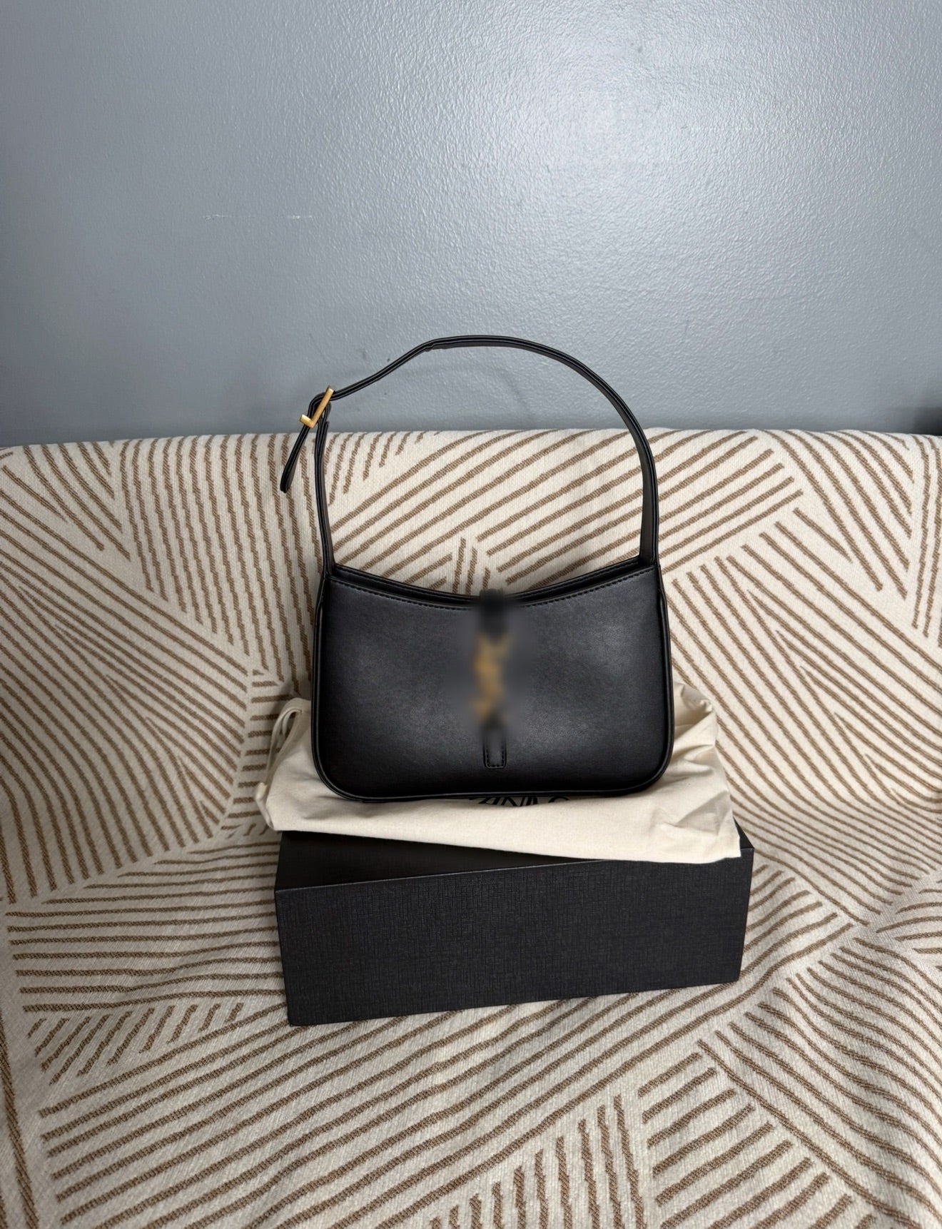 Y Shoulder Bag